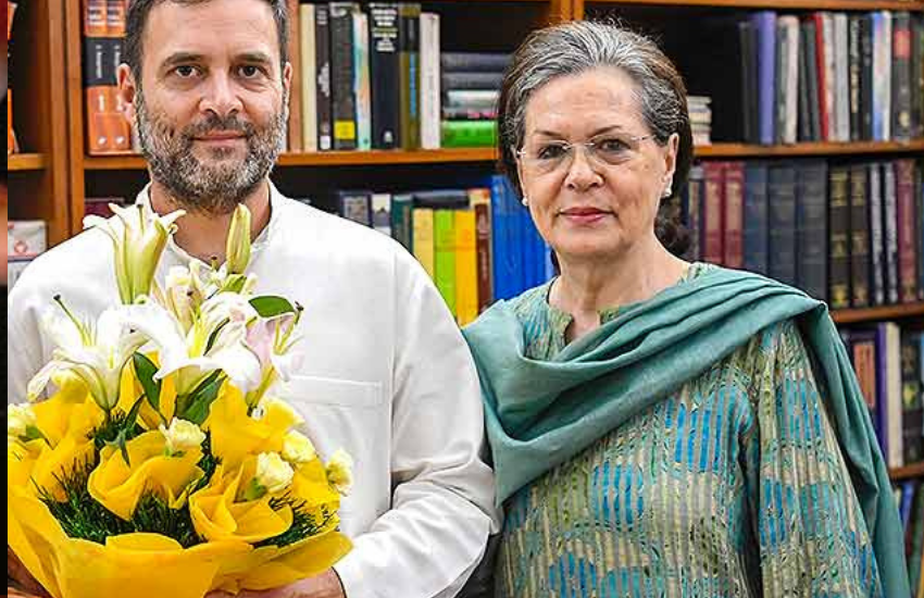 Sonia Gandhi, Maneka Gandhi