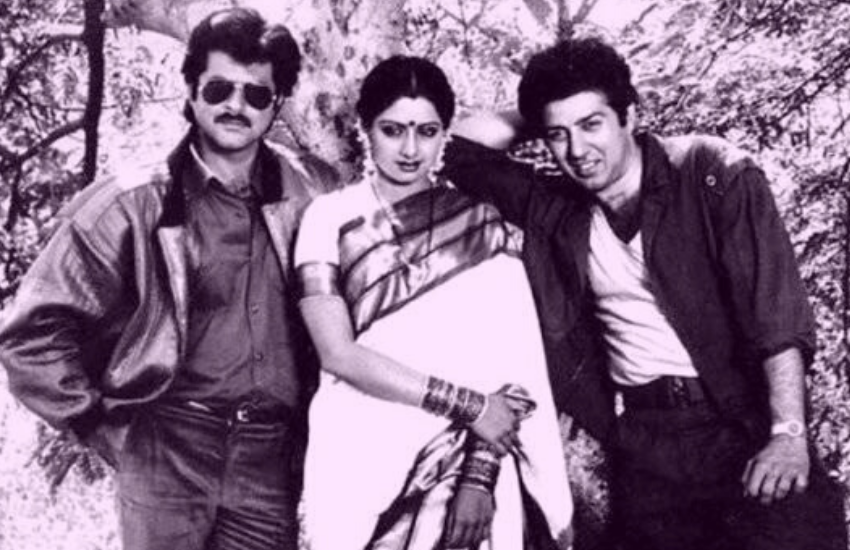 सनी ने बताया कि चालबाज की शूटिंग के दौरान श्रीदेवी उनके पीठ पीछे हमेशा मजाक और अजीब तरह के मुंह बना कर चिढ़ाया करती थीं।( 26 साल छोटी सनी देओल की बहन जब अपने इमोशन्स को नहीं छुपा सकीं, कहा- मां के अलावा कोई नहीं समझता )