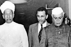 टाटा एयरलाइंस के राष्ट्रीयकरण से नाराजगी के बावजूद जेआरडी टाटा ने एयर इंडिया को दिलाई थी अलग पहचान, खुद चुनते थे हवाई जहाज की खिड़कियों के पर्दे