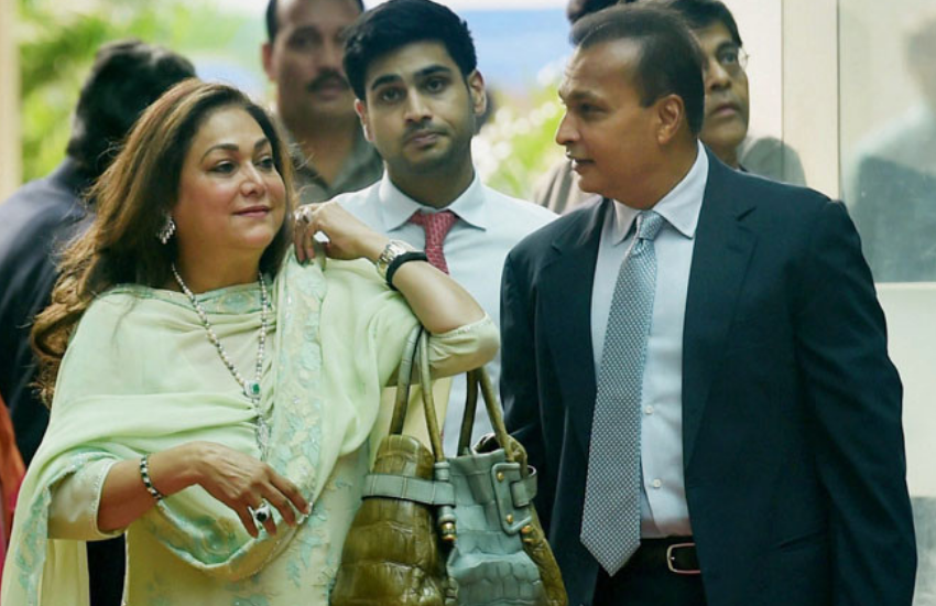 धीरुभाई अंबानी (Dhiru Bhai ambani) के छोटे बेटे अनिल अंबानी (Anil Ambani) और टीना अंबानी (Tina Ambani) के बेटे जय अनमोल अंबानी (Jay Anmol Ambani) और जय अंशुल अंबानी (Jay Anshul Ambani) अब पिता के कारोबार से जुड़ गए हैं। हालांकि, व्यक्तिगत तौर पर टीना के दोनों ही बेटे काफी अलग हैं। टीना अंबानी ने एक इंटरव्यू में अपने दोनों बेटों की कुछ क्वालिटीज़ बताई थीं।