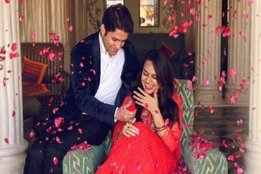 Teena dabi and athar khan
