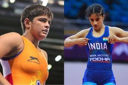 vinesh-phogat-asked-to-answer-wrestling-federation-of-india-till-16th-august-and-sonam-malik-apologised