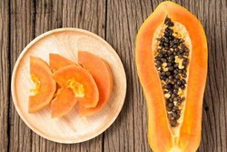 क्या शुगर के मरीज खा सकते हैं पपीता? जानें