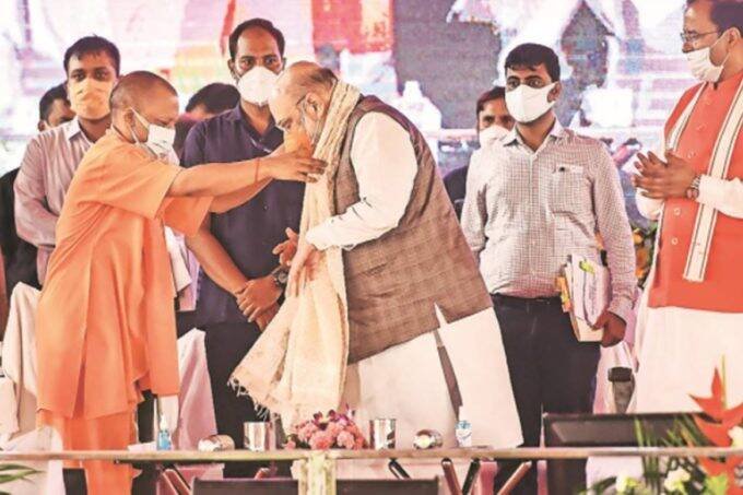 Ex IAS Surya Pratap Singh, EX IAS Furious On Amit Shah, Amit Shah Praising CM Yogi in UP, Uttar Pradesh