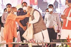 सच्चाई जानते तो बयान वापस ले लेते…अमित शाह ने की यूपी की तारीफ तो पूर्व IAS ने मारा ताना, लोग भी करने लगे कमेंट
