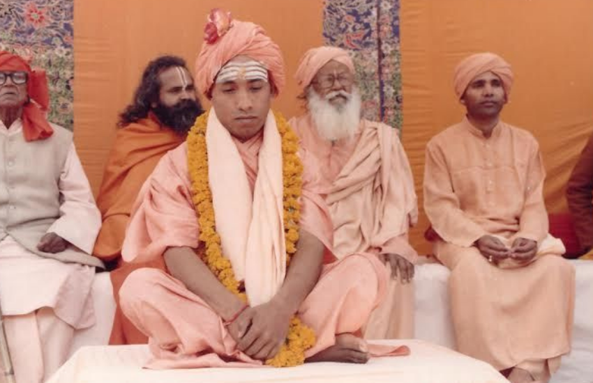 एंकर अजीत अंजुम ने योगी से पूछा था कि हुमायूंपुर का नाम बदल कर हनुमानपुर कर दिया गया और इस्लामपुर को इश्वरपुर बना दिया गया, तो क्या नाम बदलना सही था।