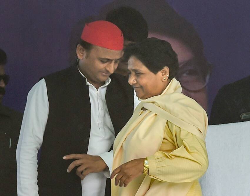 Dimple Yadav, Akhilesh Yadav SP, Mulayam Singh second wife