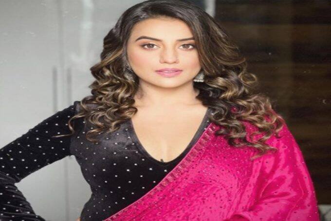 akshara singh, bigg boss, Akshara singh breakup