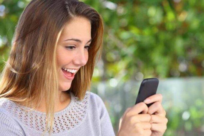 airtel top recharge plans, which is the best recharge plan in jio, vi recharge plan 4gb per day