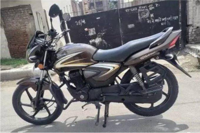 इस बाइक का 2015 मॉडल बिक्री के लिए उपलब्ध है। Photo: Droom