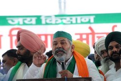 आप तो BJP वालों की प्रिंसिपल बन रहीं- अंजना को टोकने लगे टिकैत, मिला जवाब- राकेश साहब “अपनी भूमिका” में रहिए