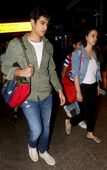 इंटरव्‍यू के दौरान बॉबी से उनके बेटे आर्यमान के बॉलीवुड में डेब्‍यू करने के बारे में पूछा गया। इस पर बॉबी ने जवाब दिया कि एक पिता होने के नाते, वो चाहते हैं कि उनका बेटा पहले पढ़ाई पर ध्‍यान दे क्‍योंकि शिक्षा हमारी जिंदगी में बहुत महत्‍व रखती है। (यह भी पढ़ें: प्रेग्नेंसी में रातभर रोती रहती थीं धर्मेंद्र की बेटी, परेशान हो गई थीं सनी देओल की मां )