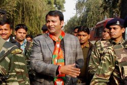 संगीत सोम: 31 करोड़ के मालिक और 2 करोड़ से ज्यादा की देनदारी, कुछ ऐसा दिया था अपनी प्रॉपर्टी का ब्योरा