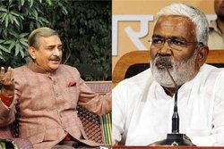 ‘उत्तर प्रदेश में महंगाई नहीं है’ बोले यूपी बीजेपी चीफ स्वतंत्र देव, कांग्रेस नेता ने कहा- कहीं छत न गिर जाए