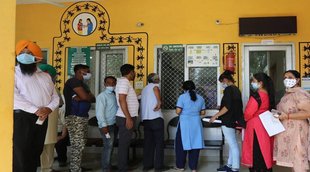 free vaccination centre near me registration, vaccination centre, vaccine centre near me, vaccine house