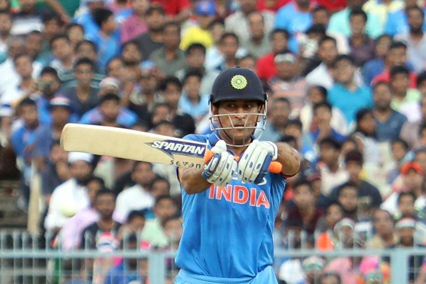 MS Dhoni, Jos Buttler