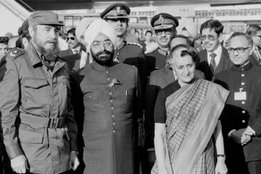 giani zail singh with indira gandhi and fidel castro