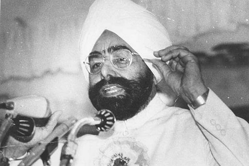 Indira Gandhi, Rajiv Gandhi