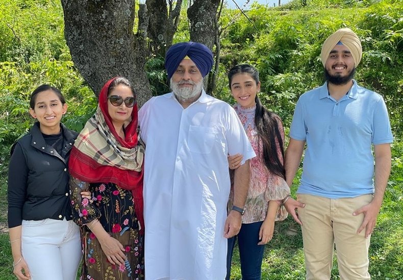 Sukhbir Singh Badal, Harsimrat Kaur Badal