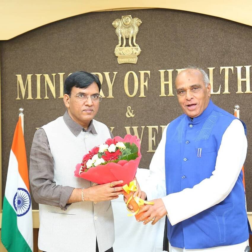Keshav Prasad Maurya, Ram Gopal Yadav