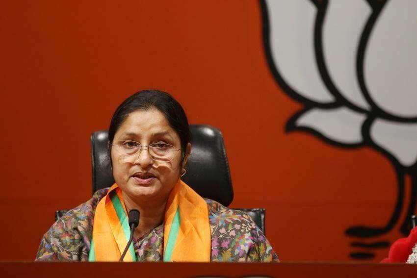 Nirmala Sitharaman, Meenakshi Lekhi