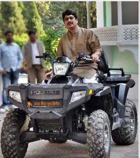 बता दें कि तब राजा भैया 10 महीनों तक यूपी की 7 अलग अलग जेलों में रहे थे। राजा भैया का कहना था कि उनपर मायावती ने राजनीतिक दुर्भावना के तहत कार्रवाई की थी।