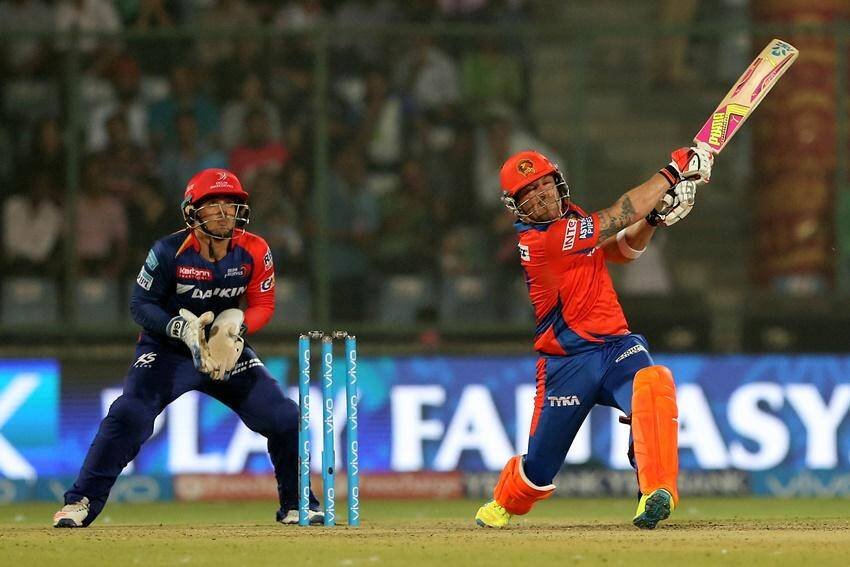 MS Dhoni, Jos Buttler