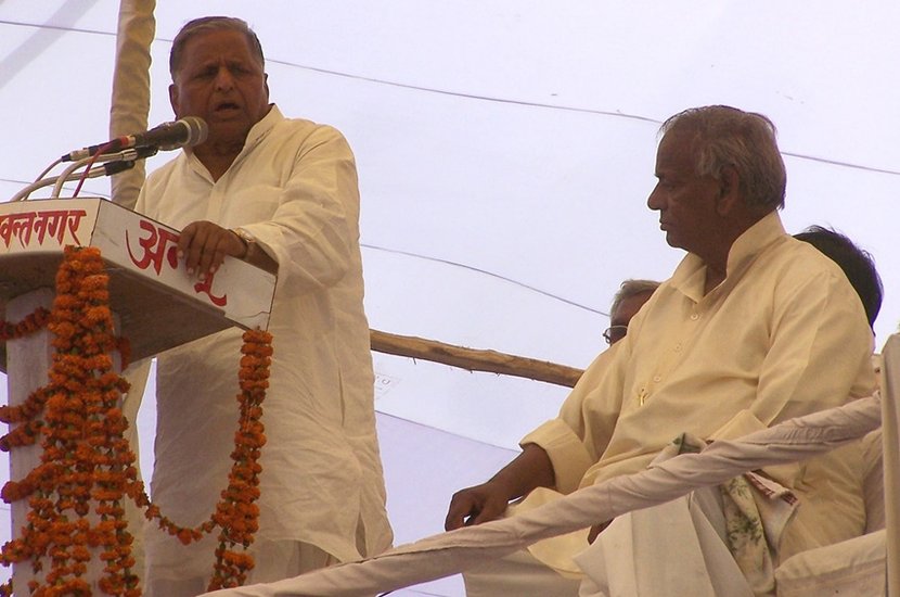 Mulayam singh yadav, Kalyan Singh