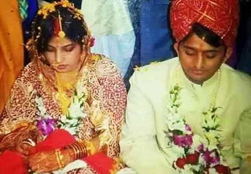 Dimple Yadav, Akhilesh Yadav SP, Mulayam Singh second wife