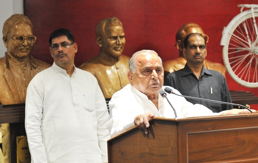 Mulayam singh yadav, Kalyan Singh