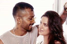 hardik-pandya-reacts-on-the-stunning-colorful-picture-of-wife-natasha-stankovic-also-shares-his-new-hairstyle