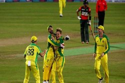 T20 वर्ल्ड कप से पहले इस गेंदबाज ने उड़ाए सब के होश; डेब्यू मैच मे ही ले डाली हैट्रिक, फिर भी हारी&nbsp;टीम