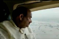 राजस्थान और MP में बाढ़: LS स्पीकर और पूर्व CM ने किए हवाई सर्वे, लोग बोले- ईंधन बर्बाद होता है, वही आपदा प्रबंधन में लगा दें