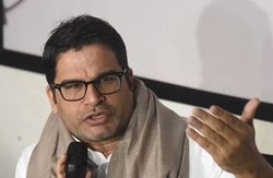 जब पत्रकार ने प्रशांत किशोर से पूछा था, टीवी ऐंकर बनना है? हंसकर दिया था यह&nbsp;जवाब