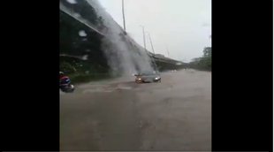 delhi, rain
