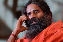 पतंजलि आयुर्वेद को लेकर बाबा रामदेव ने कही बड़ी बात, बोले-हम संघर्ष नहीं कर रहे हैं