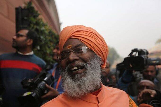 भाजपा सांसद साक्षी महाराज। फोटो क्रेडिट- तोषी तोब्ग्याल @एक्सप्रेस