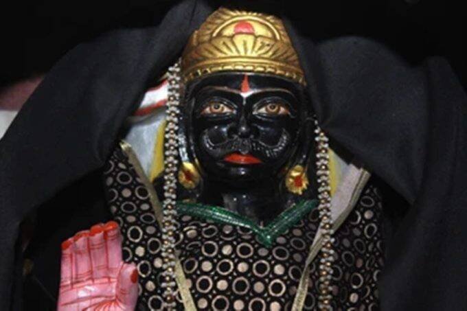shani dhaiya, shani sade sati, shani, shani dev, shani rashi parivartan 2022, shani sade sati on dhanu rashi,