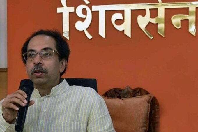 महाराष्ट्र के मुख्यमंत्री उद्धव ठाकरे के निजी सचिव मिलिंद नार्वेकर ने पुलिस में धमकी मिलने की शिकायत की है। (एक्सप्रेस फोटो)