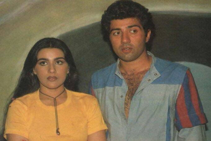 sunny deol, amrita singh, pooja deol