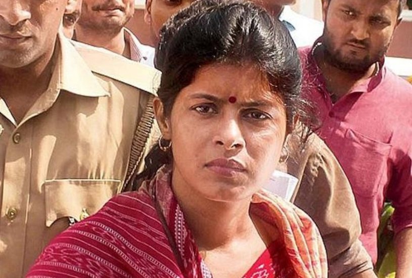 राजस्थान पत्रिका के अनुसार स्वाति सिंह ने कहा थ्ा कि यदि उनके पति ने गलती की तो उन्हें कानून सजा देता, लेकिन उनके परिवार या उनकी क्या गलती थी कि बसपा नेताओं ने उनके खिलफ भद्दी टिप्पणियां कीं। इसे भी पढ़ें- मायावती जब आईएएस की तैयारी छोड़ एक बात पर राजनीति में कूद पड़ी थीं