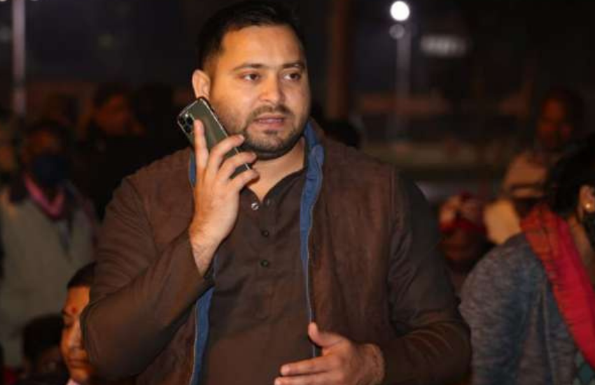 नीतीश कुमार पर तेजस्वी ने झूठा मर्डर केस लगाने का भी आरोप लगाया था। ( ये भी पढ़ें :नीतीश कुमार बीमार पड़े तो समझ लें खतरनाक प्लानिंग कर रहे, लालू ने कसा था तंज)