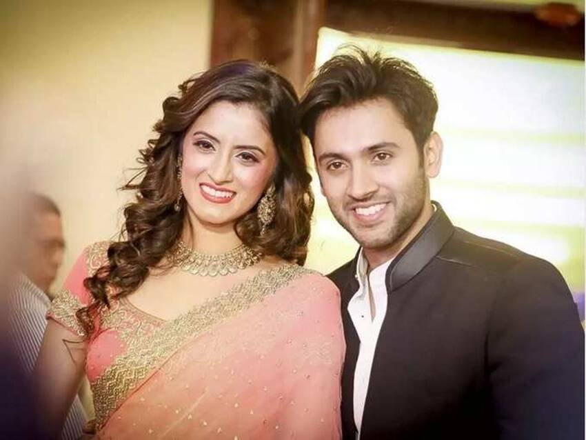 मिहिका वर्मा का पहला टीवी सीरियल विरुद्ध था। ये हैं मोहब्बतें में भी मिहिका वर्मा ने शानदार अभिनय किया था।