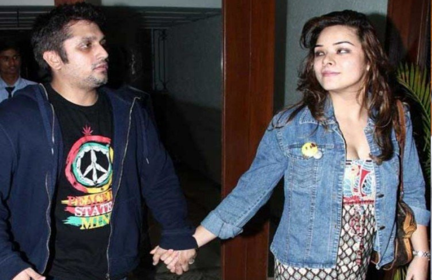 फिल्मों में सफलता नहीं मिली तो उदिता गोस्वामी ने प्रोफेशन बदल लिया और वह एक डिस्क जॉकी बन गईं। हालांकि, सीडीआर केस के बाद भी उदिता और मोहित के संबंध में कोई आंच नहीं आई और दोनों का साथ बना रहा। (All Photos: Social Media)