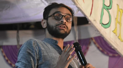 बीजेपी आईटी सेल के अमित मालवीय के ट्वीट पर रिपब्लिक टीवी ने चला दी खबर, पुलिस ने इसी आधार पर लगा दिया ख़ालिद पर UAPA- कोर्ट में उठा मामला