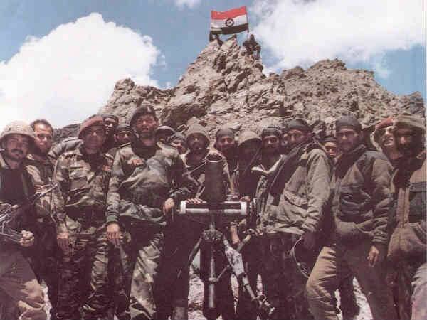 इसे सुन विक्रम बत्रा ने पाकिस्तानी सेना की तरफ बढ़ते हुए कहा था, माधुरी दीक्षित तो दूसरी फिल्म की शूटिंग में बिजी है। तुम फिलहाल गोलियों से काम चला लो। बता दें कि यह कहते हुए विक्रम बत्रा ने दुश्मनों के तमाम बंकर्स उड़ा दिए थे। ( जब माधुरी दीक्षित को करना पड़ा था ‘नो प्रेग्नेंसी कांट्रेक्ट’ पर साइन, इसलिए बना था पहली बार ये क्लॉज )