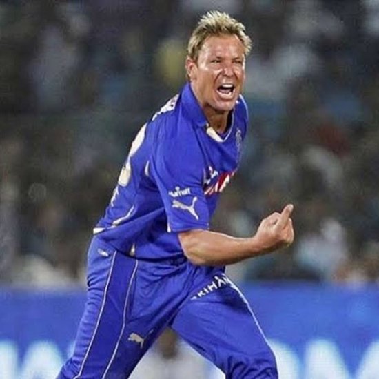 Yusuf Pathan, Shoaib Akhtar