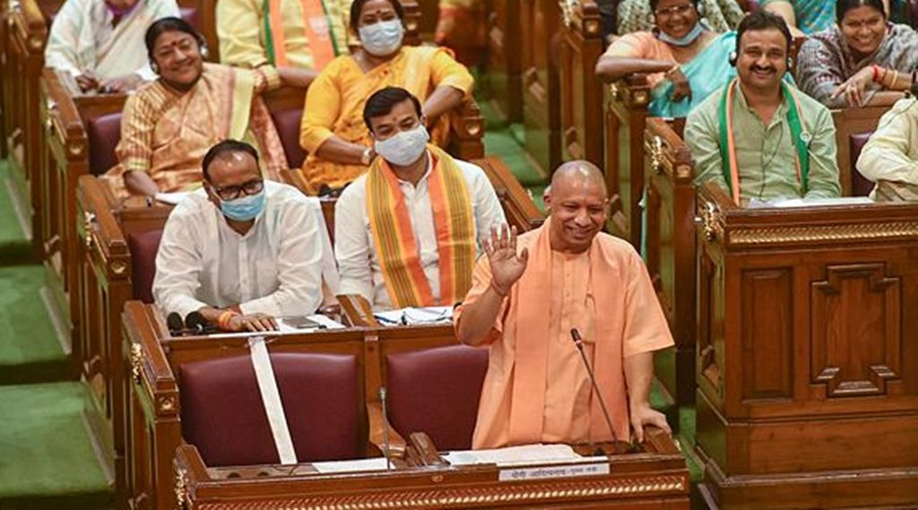 विधानसभा में मुख्यमंत्री योगी आदित्यनाथ। (पीटीआई)
