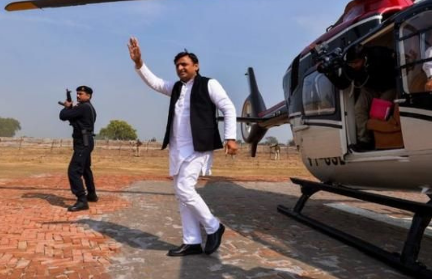 अखिलेश यादव को राजा भैया की ये बगावत पसंद नहीं आई और जब वह कुंडा में सभा करने पहुंचे तो राजा भैया और बीजेपी पर जमकर बरस पड़े थे।
