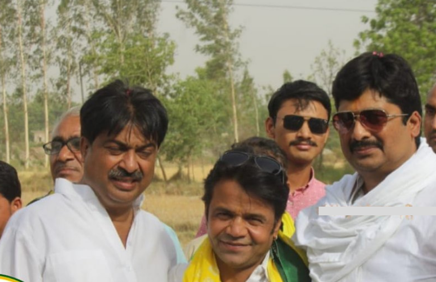 राजा भैया (Raja Bhaiya) और कुंवर अक्षय प्रताप सिंह (Kunwar Akshay Pratap Singh alias Gopal Ji) का राजघराना जरूर अलग-अलग है, लेकिन इन राजघराने का याराना सदियों पुराना है। जामो अमेठी राजघराने और भदरी रियासत की तीन पीढ़ियां एक-दूसरे के साथ हमेशा से खड़ी रही हैं।